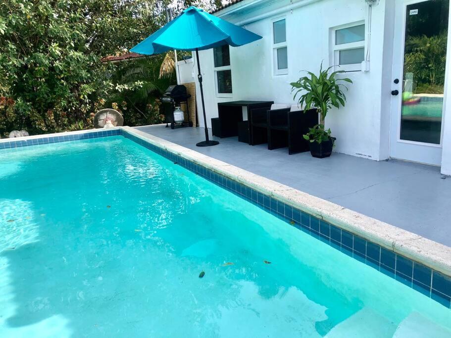 Villa House With Pool, 10 Mins Drive To The Beach! Miami Shores Exterior foto